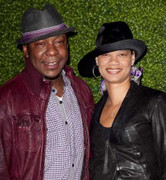 Chồng cũ Whitney Houston chuẩn bị kết hôn