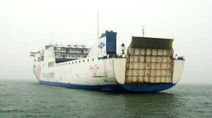 Vinalines chi hơn 1 tỉ USD 'rước' về tàu cũ