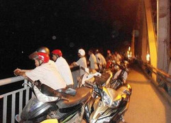 Nữ sinh viên gieo mình xuống sông Lam tự vẫn