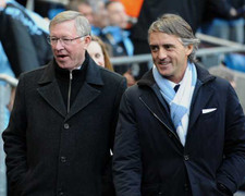 Trước đại chiến với Man City, Alex Ferguson đi đâu?