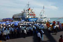 Mở rộng kinh doanh, Trường Hải khánh thành cảng biển