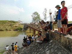 Hai nữ sinh THCS chết đuối sau buổi liên hoan