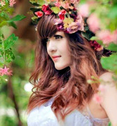 Nữ sinh có vẻ đẹp trong sáng như thiên thần