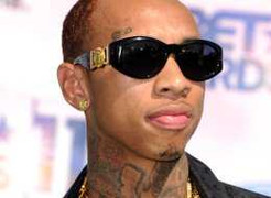 Bị đình chỉ dạy vì