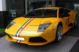 'Mổ xẻ' siêu xe Hà Hồ quậy trên sân khấu của Cường đôla