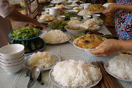 Kiếm 30 triệu đồng/tháng bằng nghề nấu cỗ tại gia