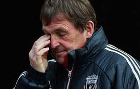 Bị sa thải, Dalglish bỏ dở 'cách mạng' ở Liverpool