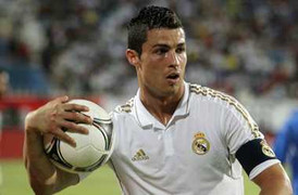 Ronaldo làm đội trưởng, Real thắng nhẹ Kuwait