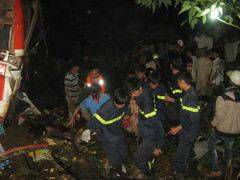 Thông tin mới nhất xe khách rơi xuống sông thảm khốc