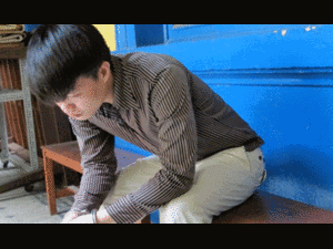 Vào khách sạn với vợ bạn, thiếu úy CSGT bị đâm chết