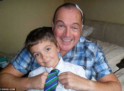 Vẫn khỏe mạnh sau 4 ca mổ não