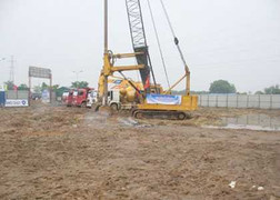 AZ Land bị khách hàng và nhà thầu tố 'xù' tiền