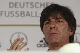 HLV Joachim Loew bình thản trước thất bại của ĐT Đức