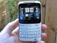 Facebook tái khởi động kế hoạch sản xuất Mobile