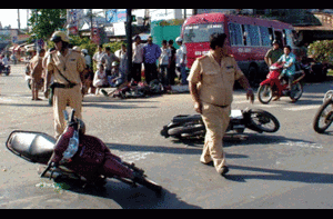 Xe khách mất thắng, 5 người bị thương nặng