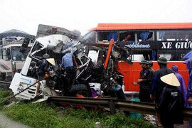 Tai nạn liên hoàn, 11 người thương vong