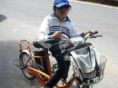 Thi tốt nghiệp THPT 2012: Thí sinh tí hon cao 1,1m