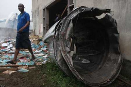 Máy bay Nigeria rơi: Nhiều quan chức thiệt mạng