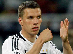 Podolski: Ronaldo và BĐN không đáng ngại