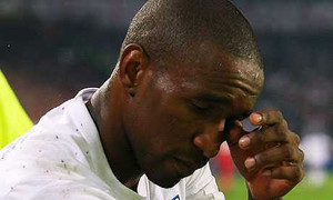 Qua Twitter, Defoe tri ân fan hâm mộ và người thân