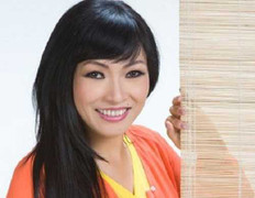 Phương Thanh vác kiếm đi săn trai đẹp mùa Euro