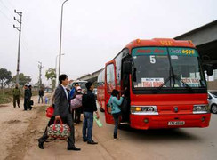 Doanh nghiệp vận tải chưa muốn giảm giá cước