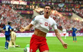 CĐV Ba Lan phát cuồng: Lewandowski xé lưới Hy Lạp