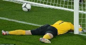 Croatia 3-1 Ireland: Dĩ độc trị độc