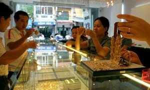 Giá vàng lại 'rơi' xuống vùng 41 triệu đồng/lượng