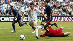 Pháp 1-1 Anh: Sư tử, gà trống bất phân thắng bại