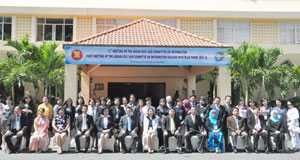 Đà Nẵng: 100 cảnh sát ngăn chặn 'bom sơn' phát nổ