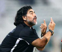 Maradona hiến kế giúp Hà Lan hạ Đức