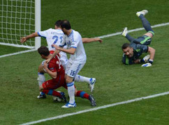 CH Séc có bàn nhân đôi cách biệt