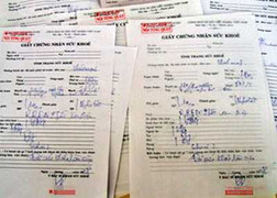 Cò giấy khám sức khỏe thu nhập gấp 10 lần Cường đô la