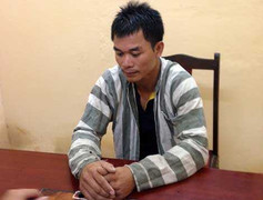 'Trộm tình' hàng xóm vì thấy nằm ngủ hớ hênh