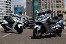 Hé lộ đối thủ 'ngang cơ' Honda SH