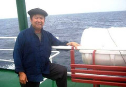 Chuyện người Mông đầu tiên ở Hà Giang ra thăm Trường Sa