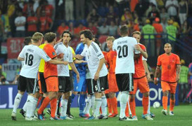 Hà Lan trước 'cửa tử': Ngập tràn tự tin về điều thần kỳ