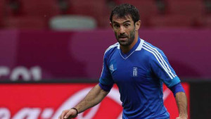 Hy Lạp bất ngờ ghi bàn dẫn trước tuyển Nga