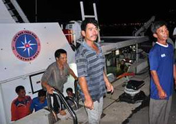 Cứu nạn thành công tàu cá và 8 ngư dân bị nạn trên biển