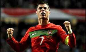 Ronaldo giải lời nguyền, gỡ hòa cho Bồ Đào Nha