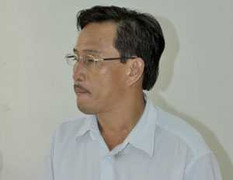 Bắt giam 'cò' đất bán 1 lô đất cho 2 người