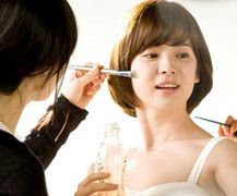 'Hô biến' lỗ chân lông 'khủng': cứu làn da của bạn