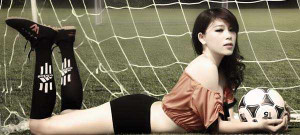 Hot girl Linh Rin: Bồ và Séc đều không có hi vọng