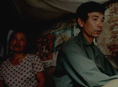 Vụ ném mìn cướp tiệm vàng: Chết lặng ánh mắt người cha