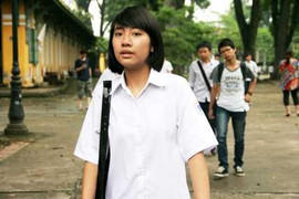 Đề văn chuyên tại HN: Câu chuyện về 'trái tim đẹp nhất'