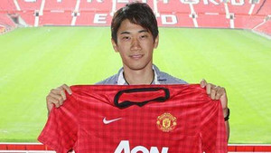 Siêu sao Nhật Bản chính thức gia nhập MU