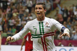 Euro 18h: Ronaldo và Messi chẳng đáng bận tâm