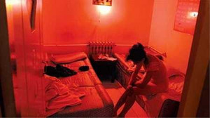 Thế giới 24h: Cứu 11 phụ nữ Việt khỏi động mại dâm TQ