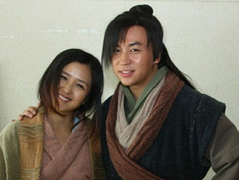 Bạn gái Thích Tiểu Long phủ nhận tin đồn sống thử